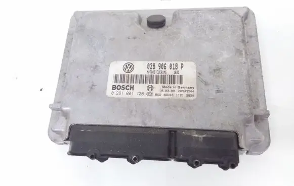 Volkswagen PASSAT B5 Engine control unit/module 038906018P 0281001720