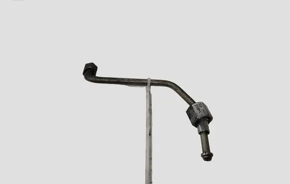 Opel Corsa D Fuel injector supply line/pipe