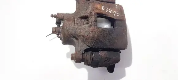 Toyota Corolla Verso E121 Front brake caliper