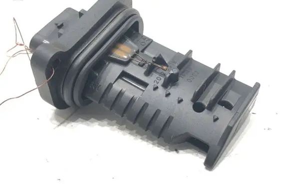 BMW 5 F10 F11 Mass air flow meter 8506408
