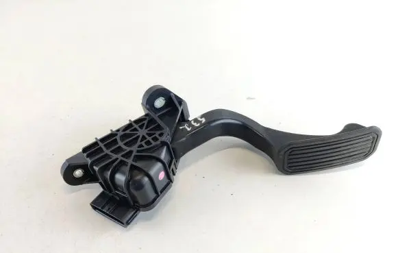 Lexus RX 330 - 350 - 400H Accelerator throttle pedal 7812048090 3662A5 1988003050