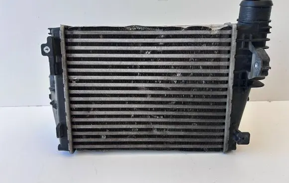 Citroen Jumpy Intercooler radiator P9806562180