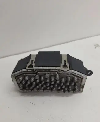 Volkswagen Touran I Heater blower motor/fan resistor 3C0907521F