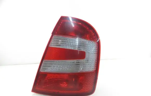 Skoda Fabia Mk1 (6Y) Rear/tail lights 6Y6945096D 6Y6945112C