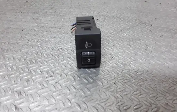 Mazda 3 I Headlight level height control switch 04057810