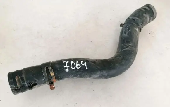 Hyundai Getz Engine coolant pipe/hose