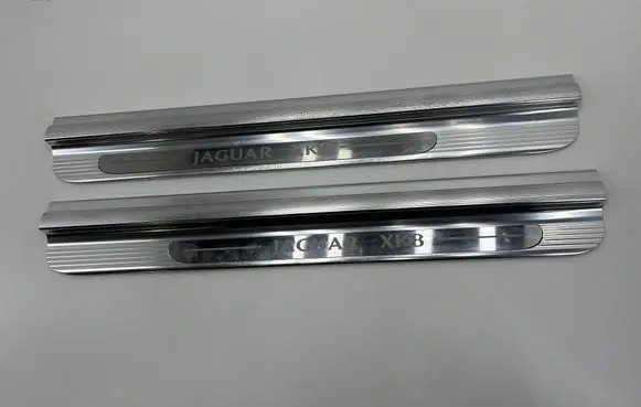 Jaguar XK8 - XKR sill trim set (inner) 