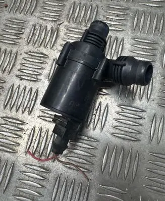 BMW X5 E70 Electric auxiliary coolant/water pump 9197085