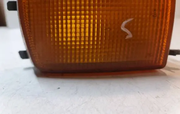 Volkswagen Golf III Front indicator light 1H0953156