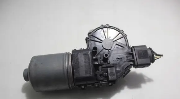 Ford C-MAX I Wiper motor 0390241724