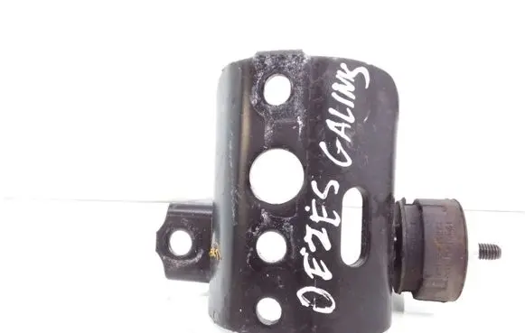Toyota Auris E180 Gearbox mounting bracket 123510M020