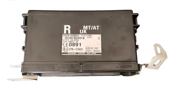 Subaru Legacy Central body control module 88281AG691 97RI010625