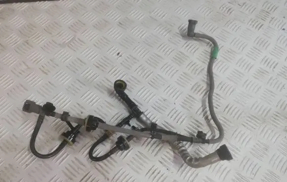 Renault Clio V Fuel line pipe