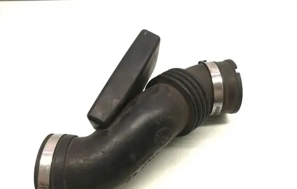 Subaru Outback Air intake hose/pipe B-023