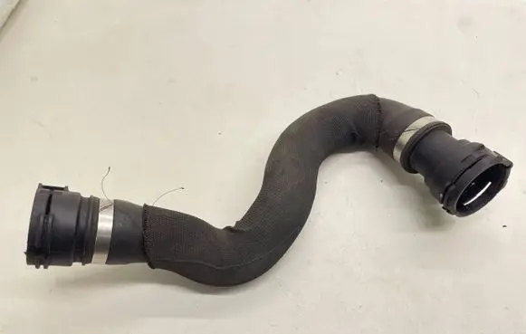 Audi A5 8T 8F Engine coolant pipe/hose