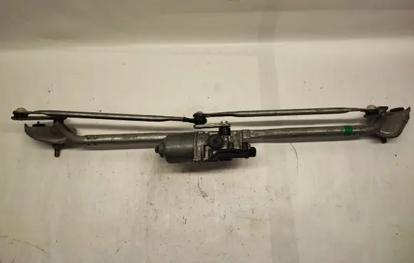 Dodge Challenger Front wiper linkage and motor 05028756AD