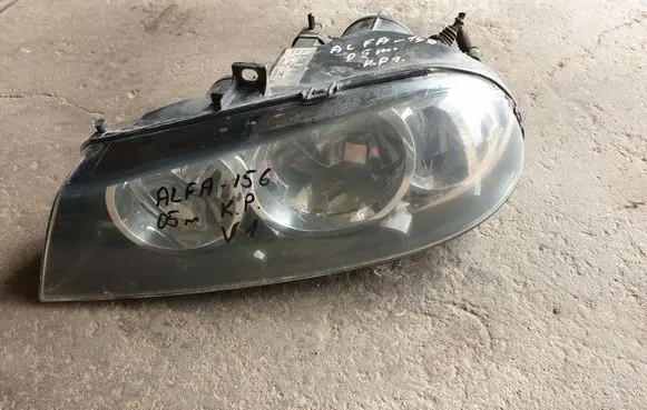 Alfa Romeo 156 Headlight/headlamp