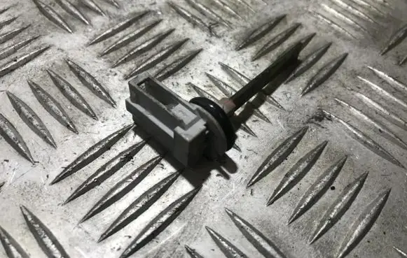 Audi A3 S3 8P Interior temperature sensor 4b0820539 1410040020