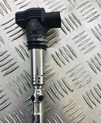 Audi TT Mk1 High voltage ignition coil 0040102043