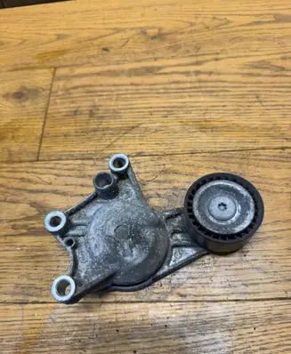 Citroen C3 Picasso Generator/alternator belt tensioner 9807720180