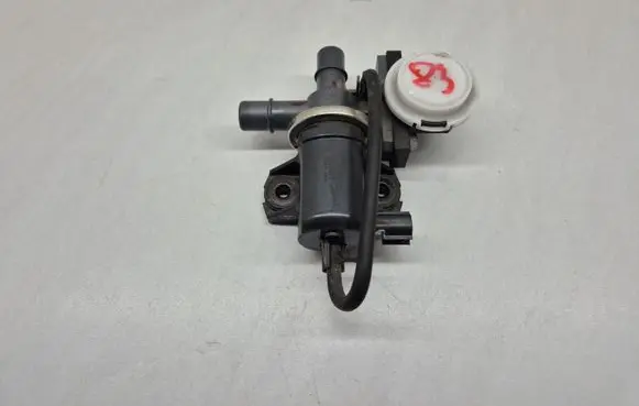 Renault Captur II Turbo solenoid valve 170651444R