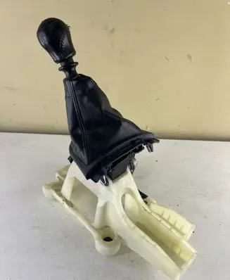 Peugeot 4007 Gear shifter/selector