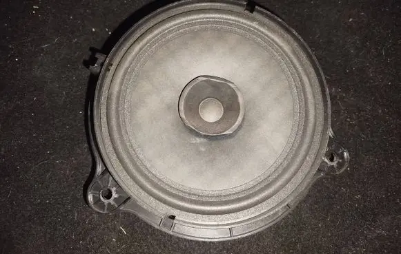 Nissan Note (E11) Rear door speaker 281569U00A 7606500485 TUWJ61A