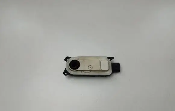 Ford Focus Other devices 5877R1003