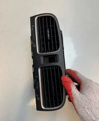Dash center air vent grill