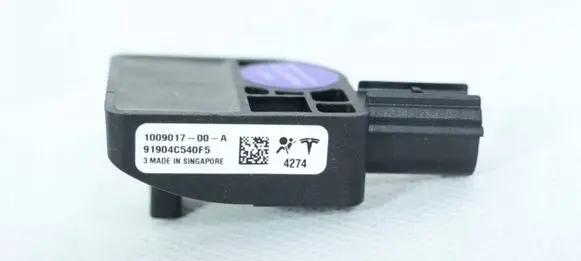 Tesla Model S Airbag deployment crash/impact sensor 1009017 1009017-00-A 100901700A