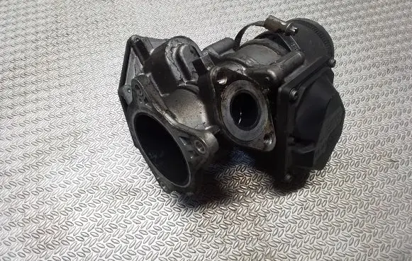 Volkswagen Crafter Throttle valve 03L128063S V29007881