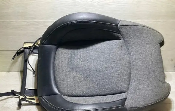 Mini One - Cooper F56 F55 Seat trim 7406879