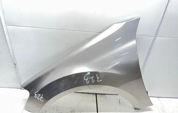 Mercedes-Benz ML W164 Fender