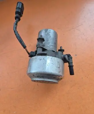 Vacuum pump