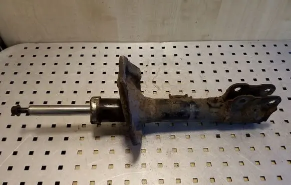 Mitsubishi Outlander Front shock absorber/damper