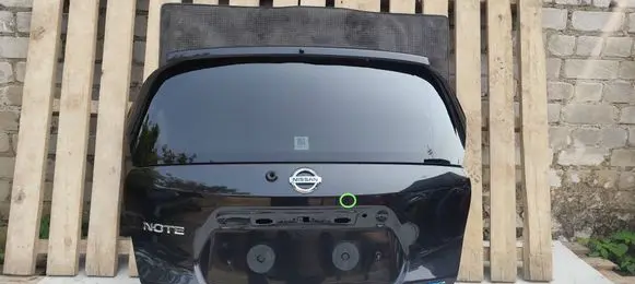 Nissan Note (E12) Tailgate/trunk/boot lid