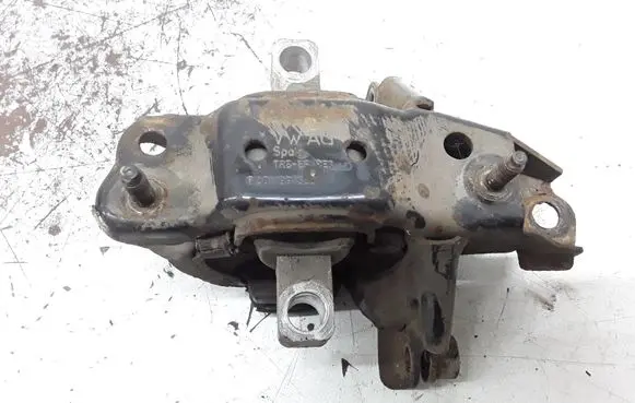 Skoda Fabia Mk1 (6Y) Gearbox mount 6Q0199555