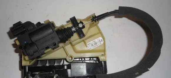 Ford Ecosport Tailgate lock latch GN1A-5426413-BB A052111 5426413