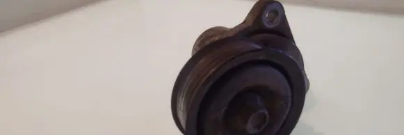 Mazda 6 Generator/alternator belt tensioner