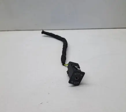 Volkswagen Caddy AUX in-socket connector 5m0035724