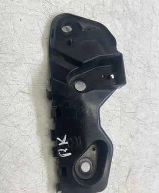 Mazda CX-3 Fender mounting bracket D10J500U1