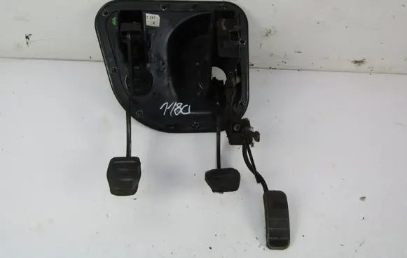 Renault Master II Pedal assembly 7700302297