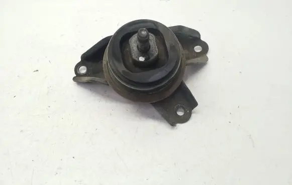 KIA Sportage Engine mount bracket