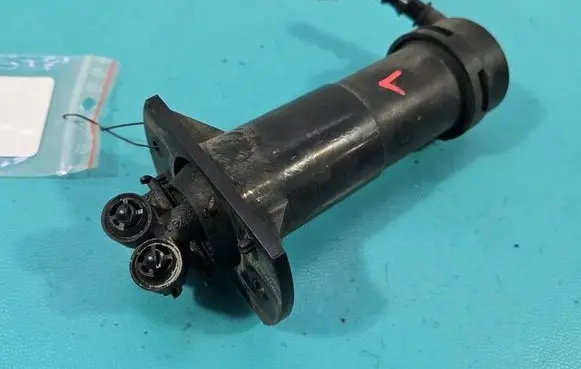 Audi Q7 4L Headlight washer spray nozzle 4L0955101 IMPRK1547840