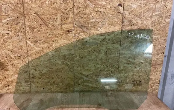Ford Focus Front door window glass four-door DOT211M75AS2 43R000016
