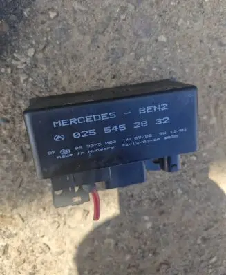 Glow plug pre-heat relay