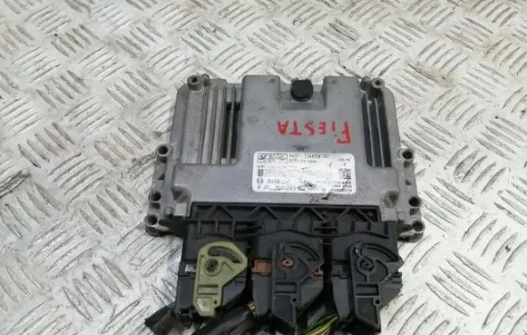 Ford Fiesta Engine control unit/module AV2112A650RC