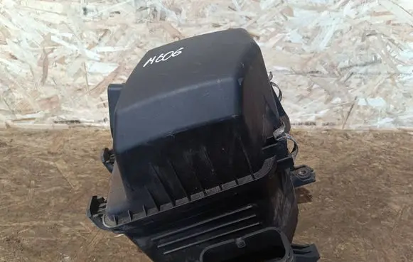 Hyundai ix35 Air filter box