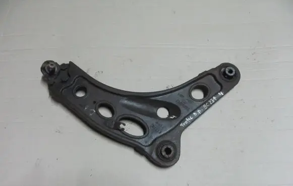 Renault Trafic II (X83) Front lower control arm/wishbone 8200395034 93853465