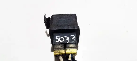 Ford Maverick Glow plug pre-heat relay 25230G2400